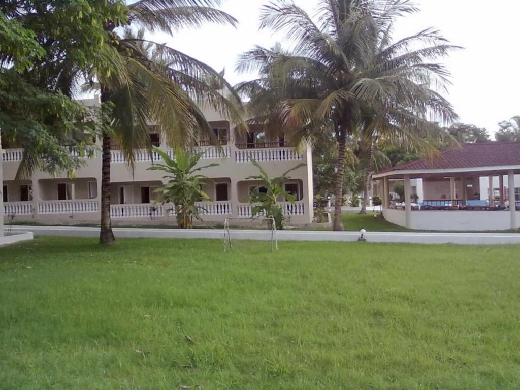 Mansea Beach Hotel Kololi Exterior foto
